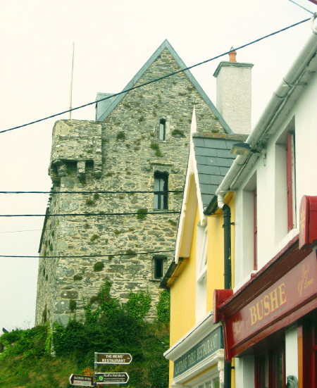 Dún na Séad dominates the village square