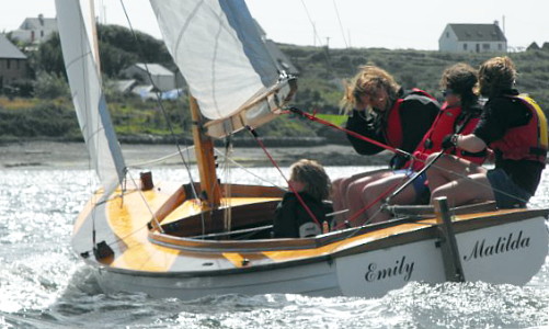 Sailing off Heir Island