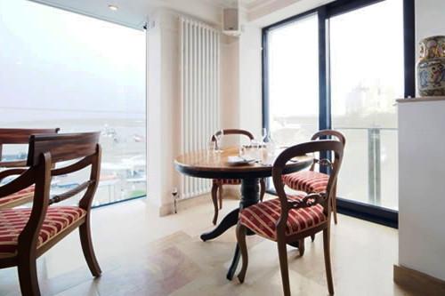 Lookout Restaurant