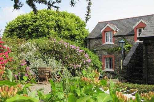 Rolf's Country House
